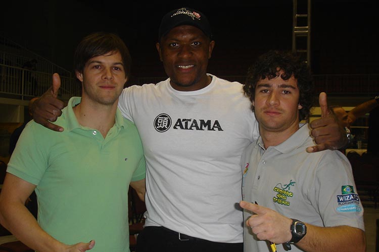 Alison Paz, atleta e técnico durante o 2009 Floripa Fight em Florianópolis, Brasil